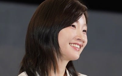 박소담, 봉준호와 다시 만난다…스크린 복귀작 홍보에 발 벗고 나서
