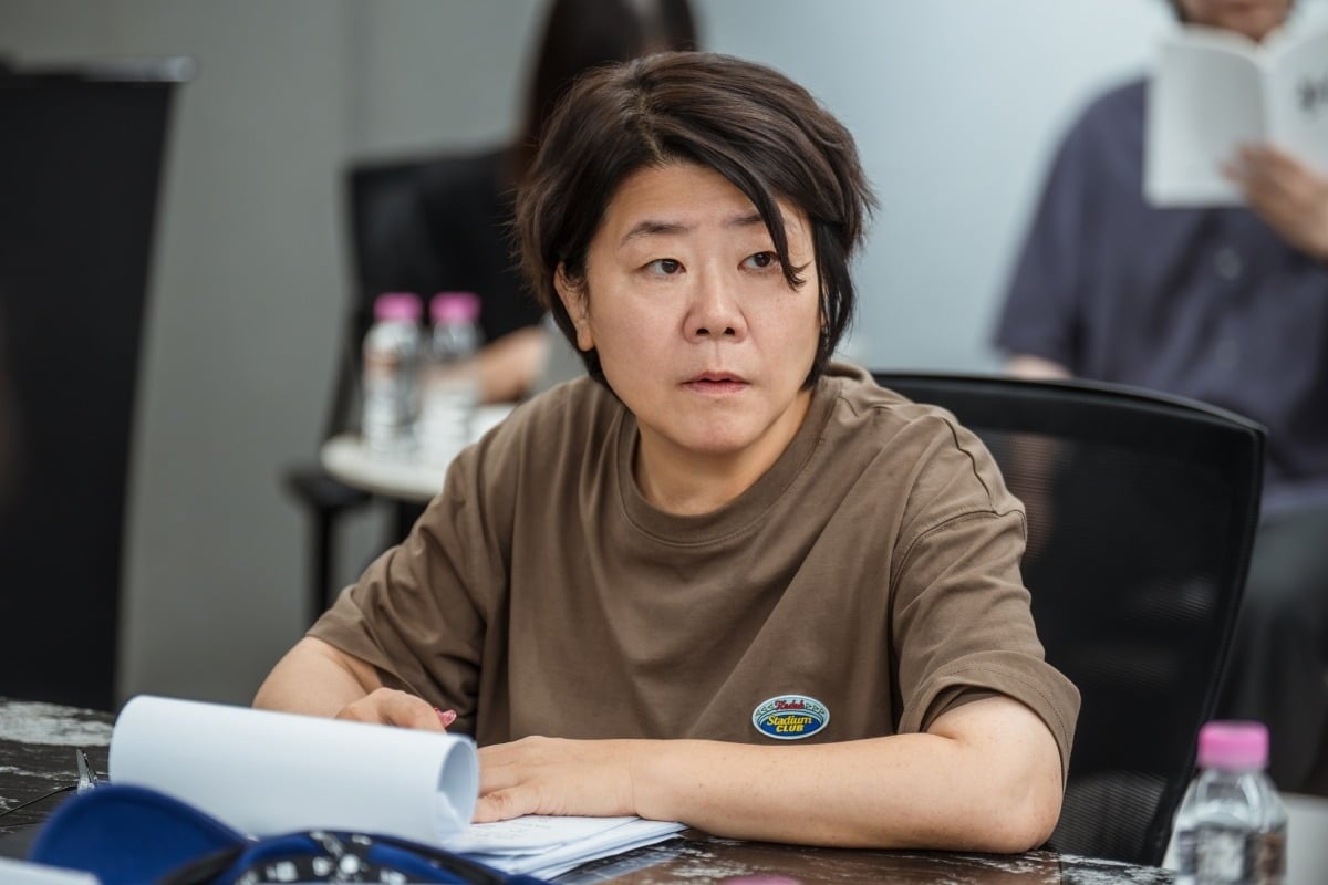이정은이 '할매'로 액션 연기에 도전한다. / 사진제공=넷플릭스