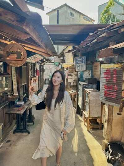 '36세' 임수향, '금수저' 인정하더니…전주 골목서 원피스 입고 '상큼미' 폭발