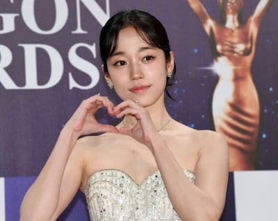 노윤서, 이화여대 미술 전공 입증했다…메이크업 실력 발휘 ('산지직송')