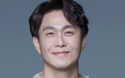 [공식] 이병헌·조여정 이어 오정세까지 합류…'오겜' 감독 신작 캐스팅 벌써 어마어마하다