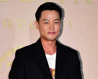 이서진, 7개월 만에 복귀하자마자 사고쳤다…비비 보러 갔다 '물총 세례' ('비서진')