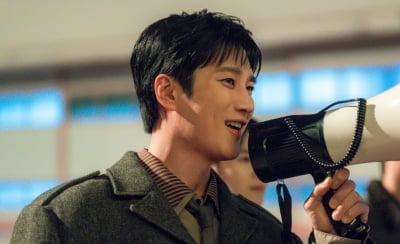 안보현, 5%대 굴욕 딛고 제대로 터졌다…'재벌X형사2' 7.5% 자체 최고