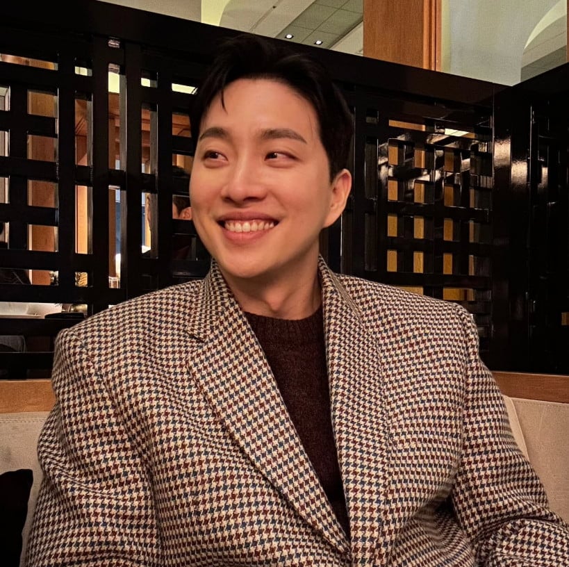 그룹 룰라 출신 고영욱이 최근 고액 강연료 논란에 휩싸인 유튜버 박위를 공개적으로 저격했다./ 사진=SNS