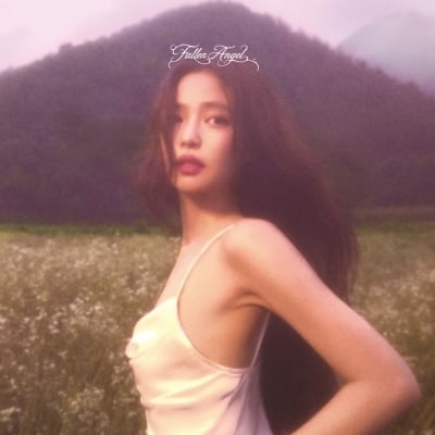 제니, 화려함 뒤 솔직한 내면…오늘(28일) 'Fallen Angel' 발매