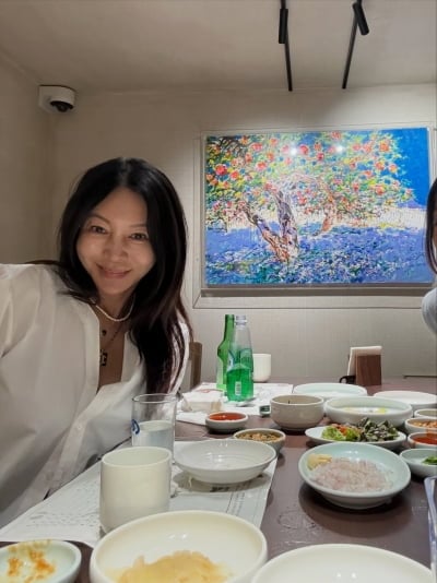 '63세' 황신혜, '박위 논란' 언급 후 일상 공개…심경 고백 후 전한 일상
