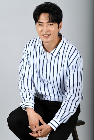 [공식] 데니안, 47세까지 양파 한 번 안 까봤다더니…10개월 만에 결국 하차