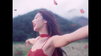 블핑 제니, 말 많고 탈 많던 10년 동화로 만들었다…그의 30대가 기대되는 이유 [TEN스타필드]