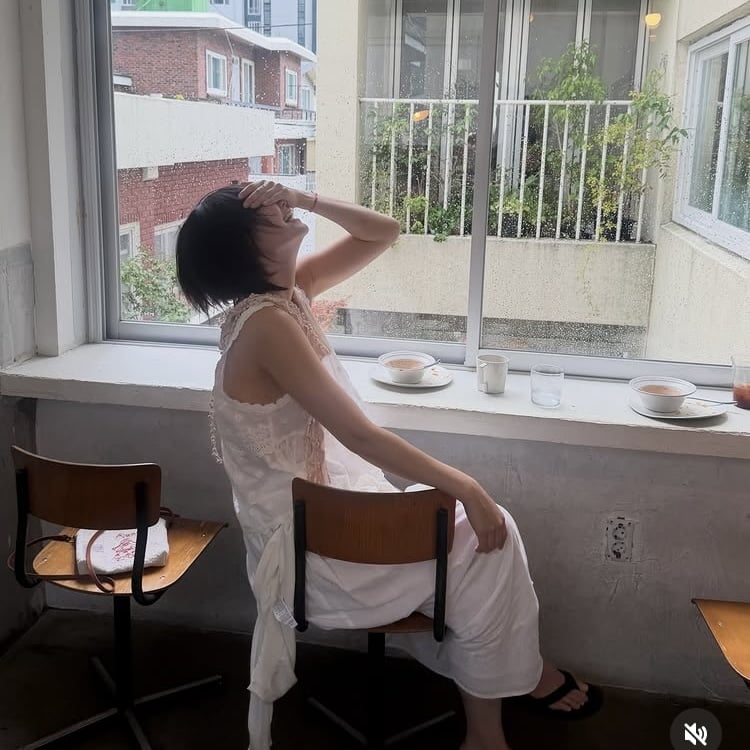 이경실 딸, 잠옷만 입고 외출했나?…슬립 원피스 논란 1개월만