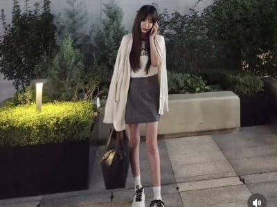 장원영 뺨치는 뼈말라…강예원, 부러질 것같은 새다리 자랑