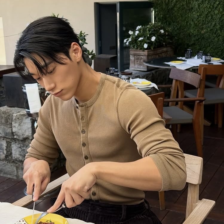 최산, 줄담배 피우는 거 아니었다…하도 섹시해서 보니 빵