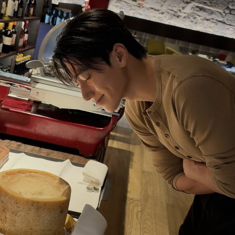 최산, 줄담배 피우는 거 아니었다…하도 섹시해서 보니 빵
