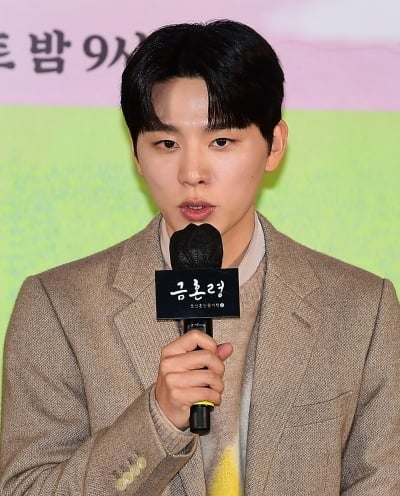 [공식] 김우석, 요즘 뭐하고 지내나 했더니…KT위즈 시구 출격→'닥터X'로 연기 변신