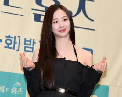 [공식] 5년 만에 결별하더니 깜짝 새출발 소식 알렸다…김다솜, 더제이스 이앤엠과 전속계약
