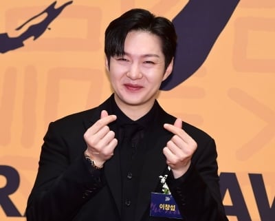 "가슴 튀어나와" 이창섭, 탈모약 부작용 고백했다…"유선조직 발달, 여유증까지" ('끼리끼리')