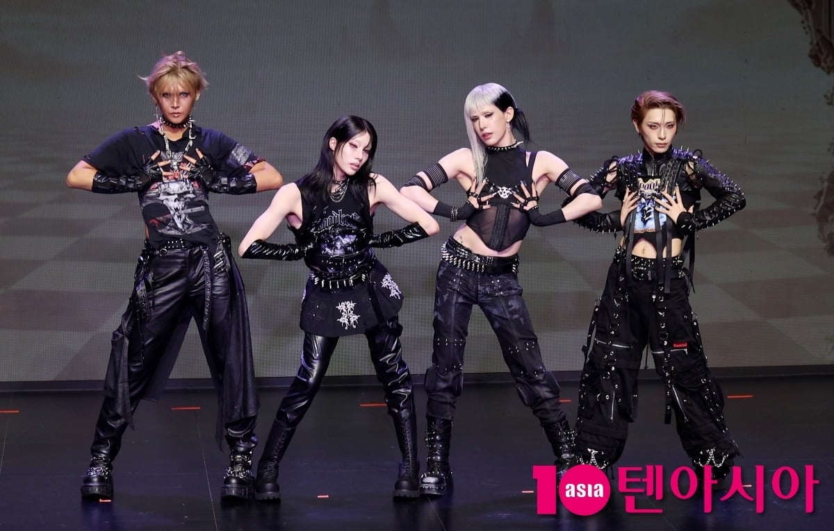 엑스러브 미니 2집 미디어 쇼케이스 / 사진=이승현 기자 lsh87@