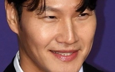"김종국 왜 저렇게 됐냐"…동료들도 충격, 20대에 피지컬 밀렸다 ('런닝맨')