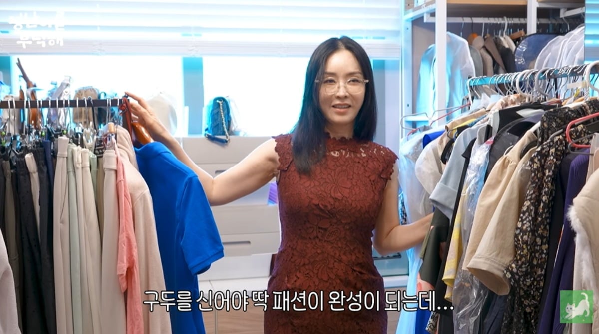 김정난이 변함 없는 몸매를 보여줬다. / 사진='김정난' 유튜브 캡처