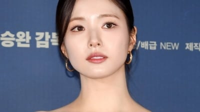 [공식] 치과의사 신세경은 또 어떨까…정해인과 ♥로맨스물 '러브 바이러스'로 안방극장 컴백