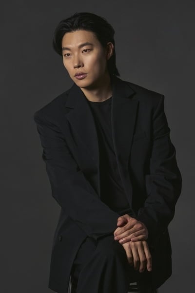 "그거 아니야 임마" 류준열, 설경구에게 제대로 깨졌다…"완성본 보니 이해돼" ('들쥐')[인터뷰 ①]