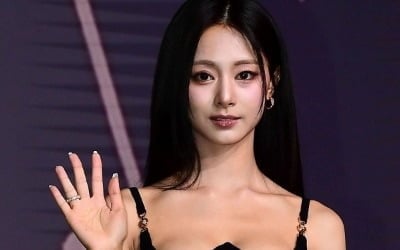中, 트와이스 쯔위에 정치적 요구 논란…"'하나의 중국' 공개 지지해야 지원"