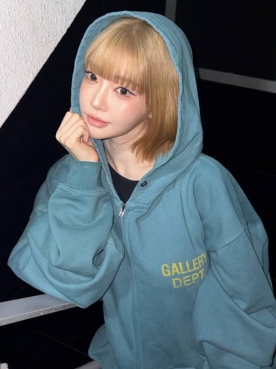 과즙세연, 입건 다음날 태연하게 '볼찌빵' 포즈
