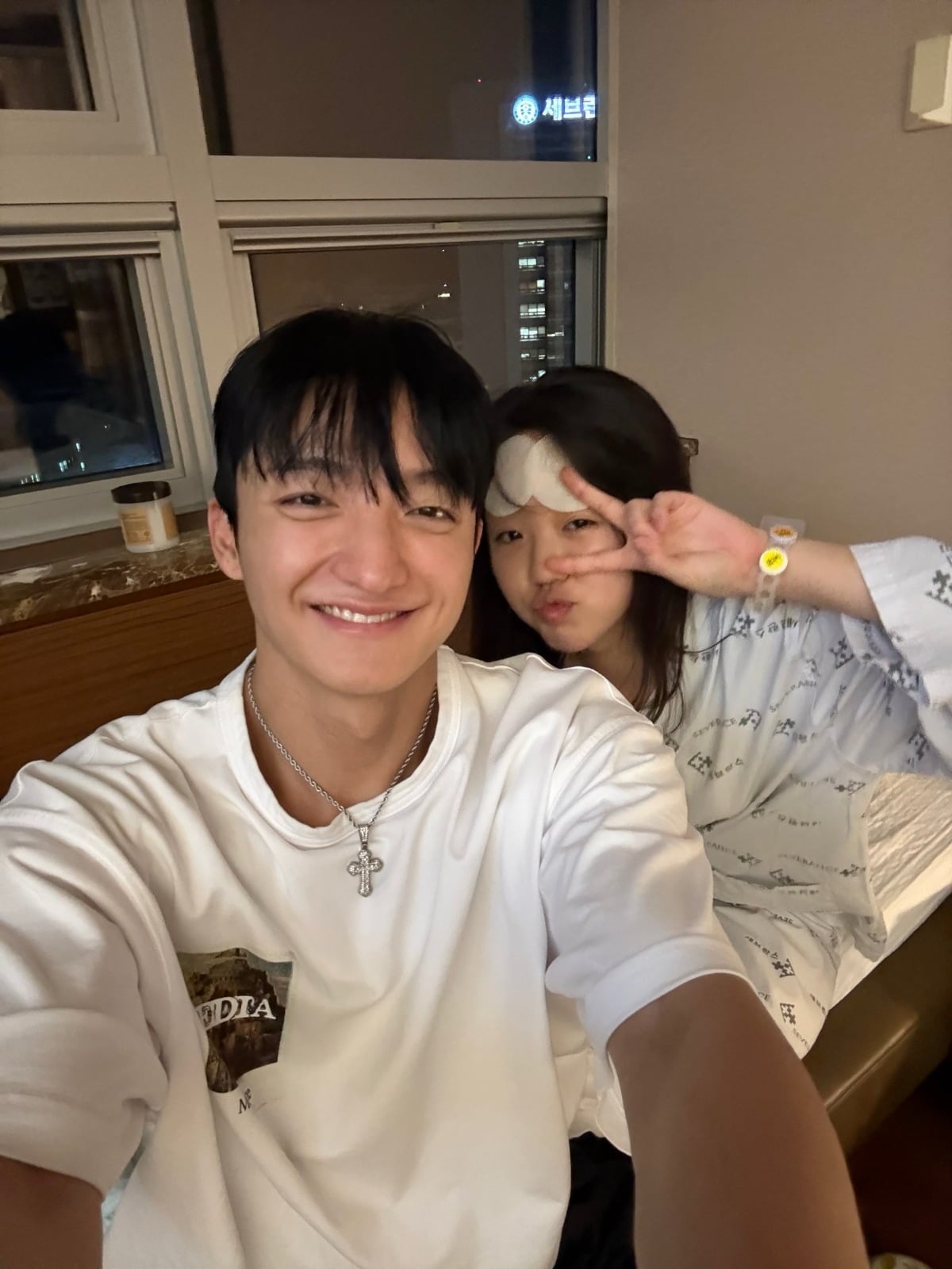 배우 지예은과 댄서 바타(본명 김태현)가 오는 12월 결혼하는 가운데 두 사람이 택한 결혼식 날짜에도 관심이 쏠리고 있다. /사진=바타 SNS