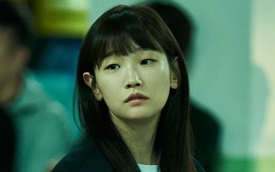 박소담, 법대 출신 백수로 변신하더니…'경주기행' 22만 돌파·박스오피스 3위