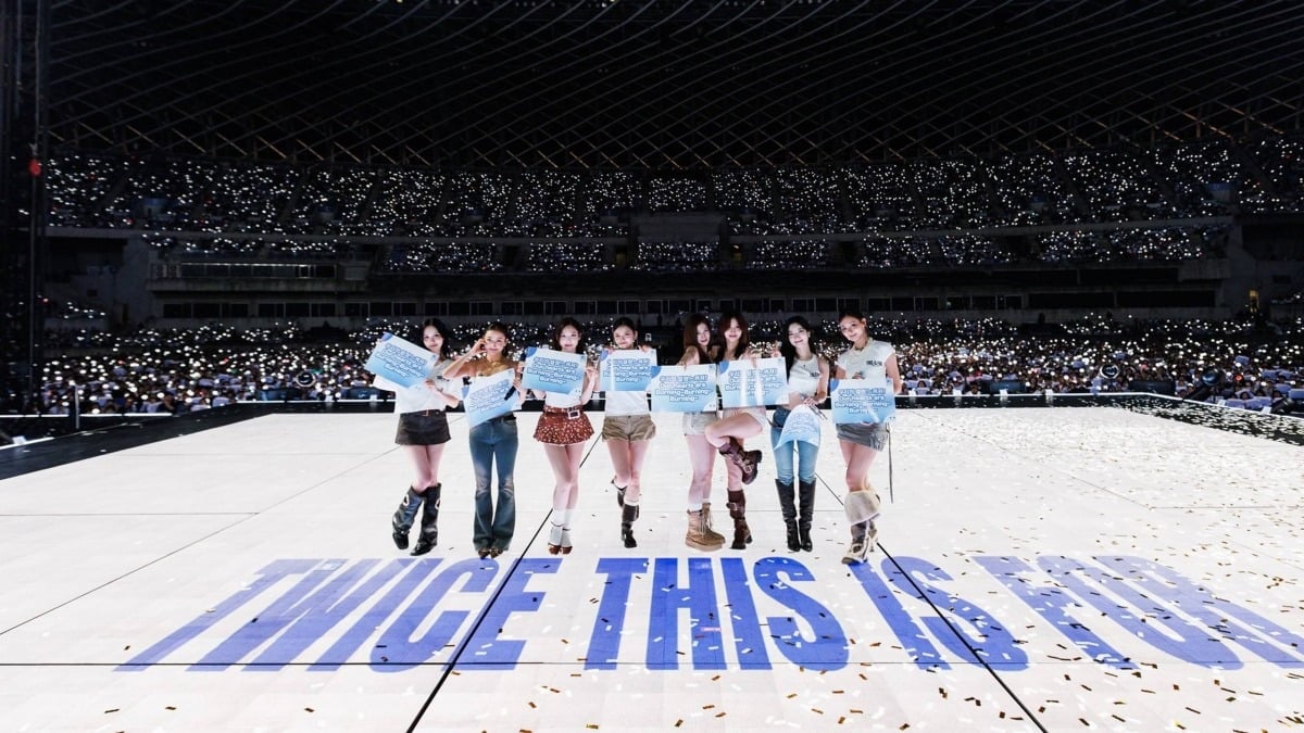 그룹 트와이스가 대만에서 열린 'THIS IS FOR' 월드투어에서 공연을 펼치고 있다. / 사진제공=JYP엔터테인먼트
