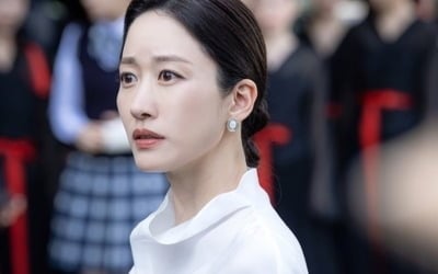 전혜빈, 예고 교장됐다…시청률 상승세 탄 '재벌X형사2' 특별 출연