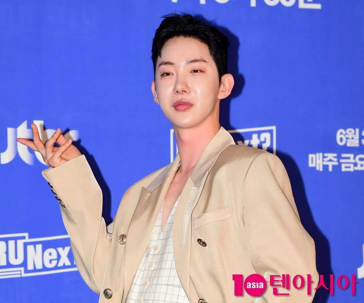 2AM 완전체가 '전현무계획'에 출연해 18년 차 그룹의 호흡을 보여준다./사진=텐아시아DB