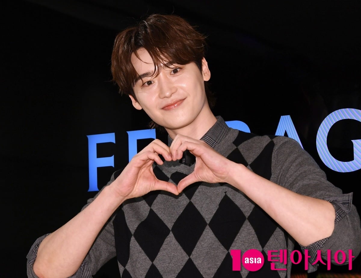 배우 이종석이 공식 행사에 참석해 포즈를 취하고 있다./사진=텐아시아DB