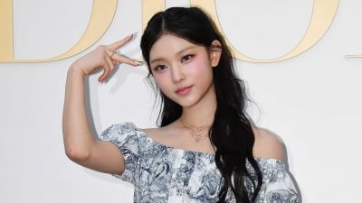 뉴진스 해린, 어도어 복귀 후 첫 공식 석상…멤버 중 첫 번째