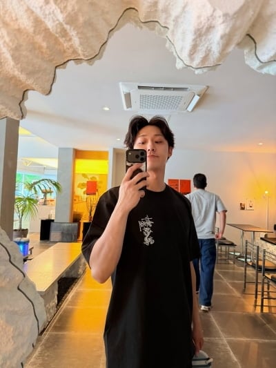 이도현 '5살 연상♥' 반할만 하네…일상마저 화보 같은 압도적 비주얼