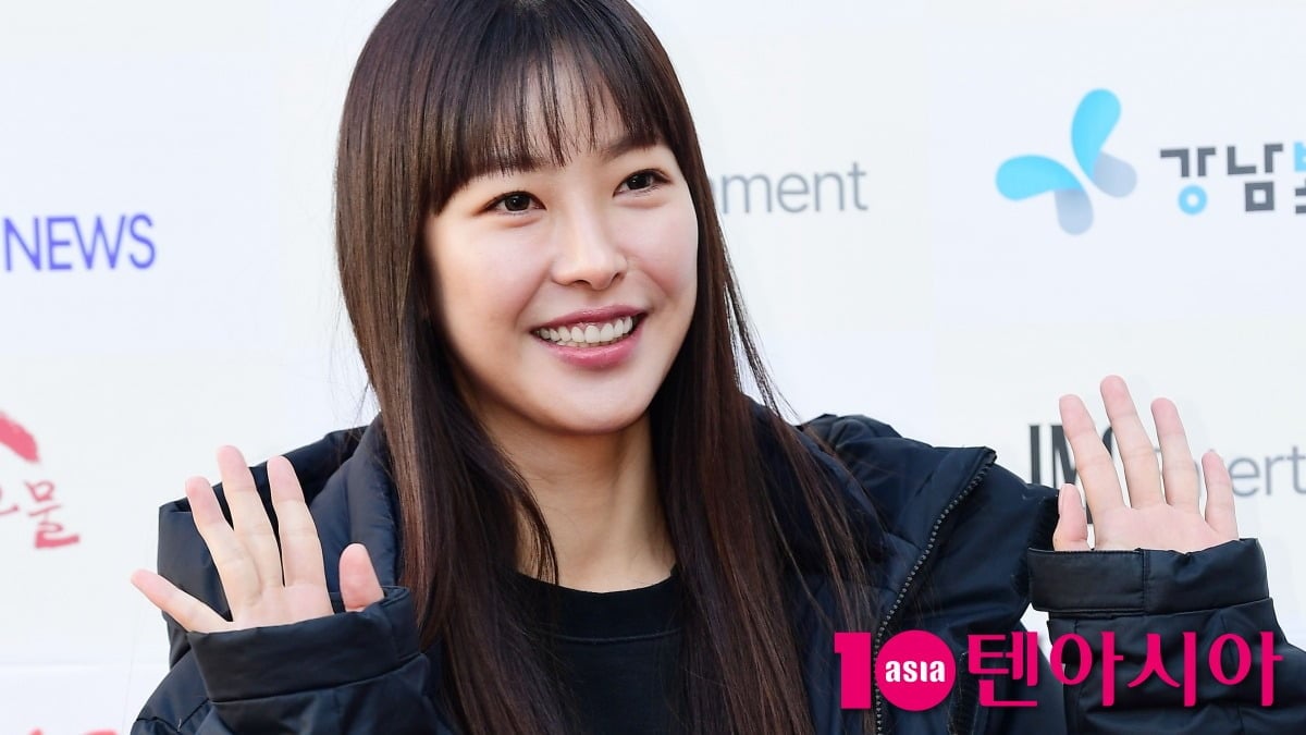 고원희가 빌리언스와 한솥밥을 먹는다. / 사진=텐아시아DB