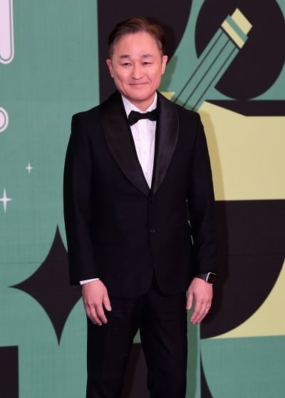 "깊이 사과드린다" 표창원, 결국 90도 고개 숙였다…방송 중 대국민 사과 ('사기꾼들')