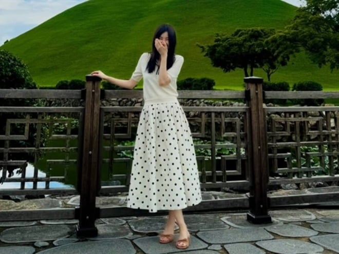 가수 윤민수의 전 아내 김민지 씨가 이혼 후 지나온 시간을 돌아보며 새로운 시작에 대한 마음을 전했다./=SNS 갈무리