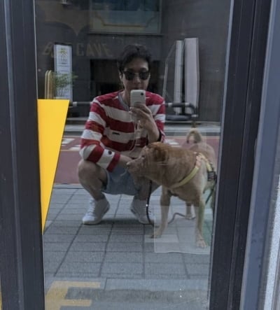 고지용, 2년간 이혼 숨기더니 깜짝 근황…새벽 6시부터 반려견 챙기는 '돌싱남'