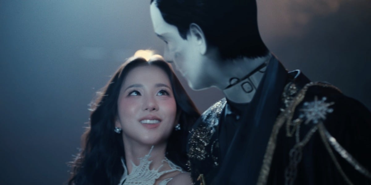 /Jisoo of BLACKPINK 'CLICK' MV