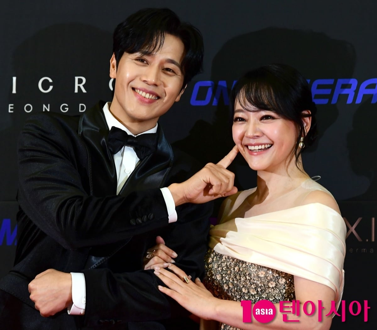 뮤지컬 배우 손준호가 아내 김소현에 고가의 전기차를 선물했다고 밝힌다./ 사진=텐아시아 DB