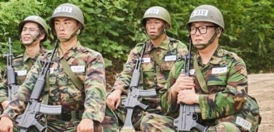 억지 분량 늘리기에도 터졌다…역대 최고치 시청률→베일에 싸인 과거 서사 ('신병4')