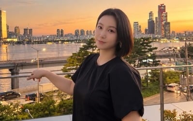 '임신' 김옥빈, "애 낳고 <br>육아 좀 하다가 돌아올 것"