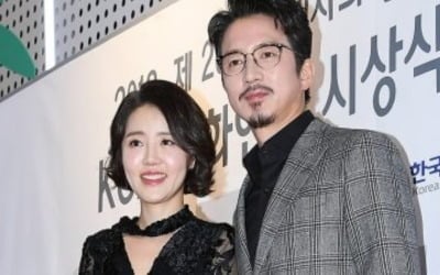 정준호♥이하정, 자녀 위해 마련한 초호화 단독주택…통창 너머 골프장까지