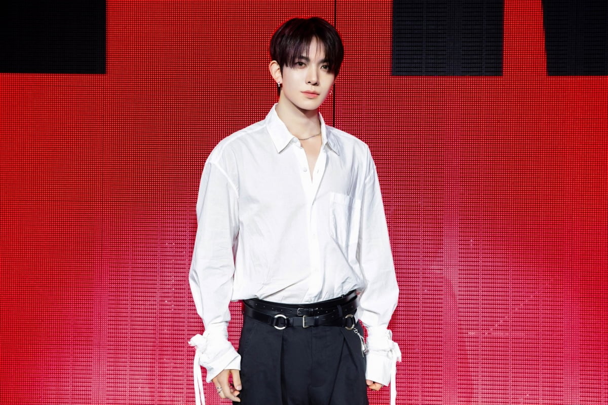 EVAN 1st Mini-Album "DEATH OF ME" Media Showcase / BELIFT LAB (HYBE)