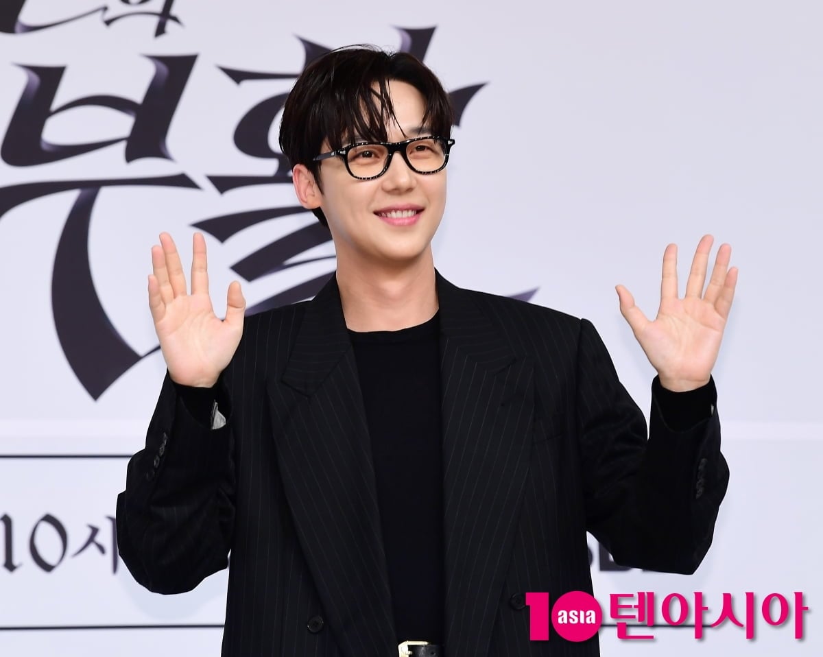 배우 윤종훈이 10살 연하 배우 한은서와 오는 11월 결혼한다 / 사진=텐아시아 DB