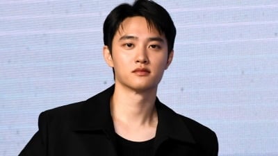 도경수, 콘서트 앞두고 날벼락…시위 여파로 공연장 변경