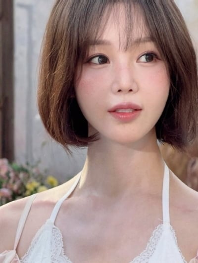 '42세' 남규리, 단발 변신하고 리즈 다시 썼다…인형 같은 미모에 감탄만 나와