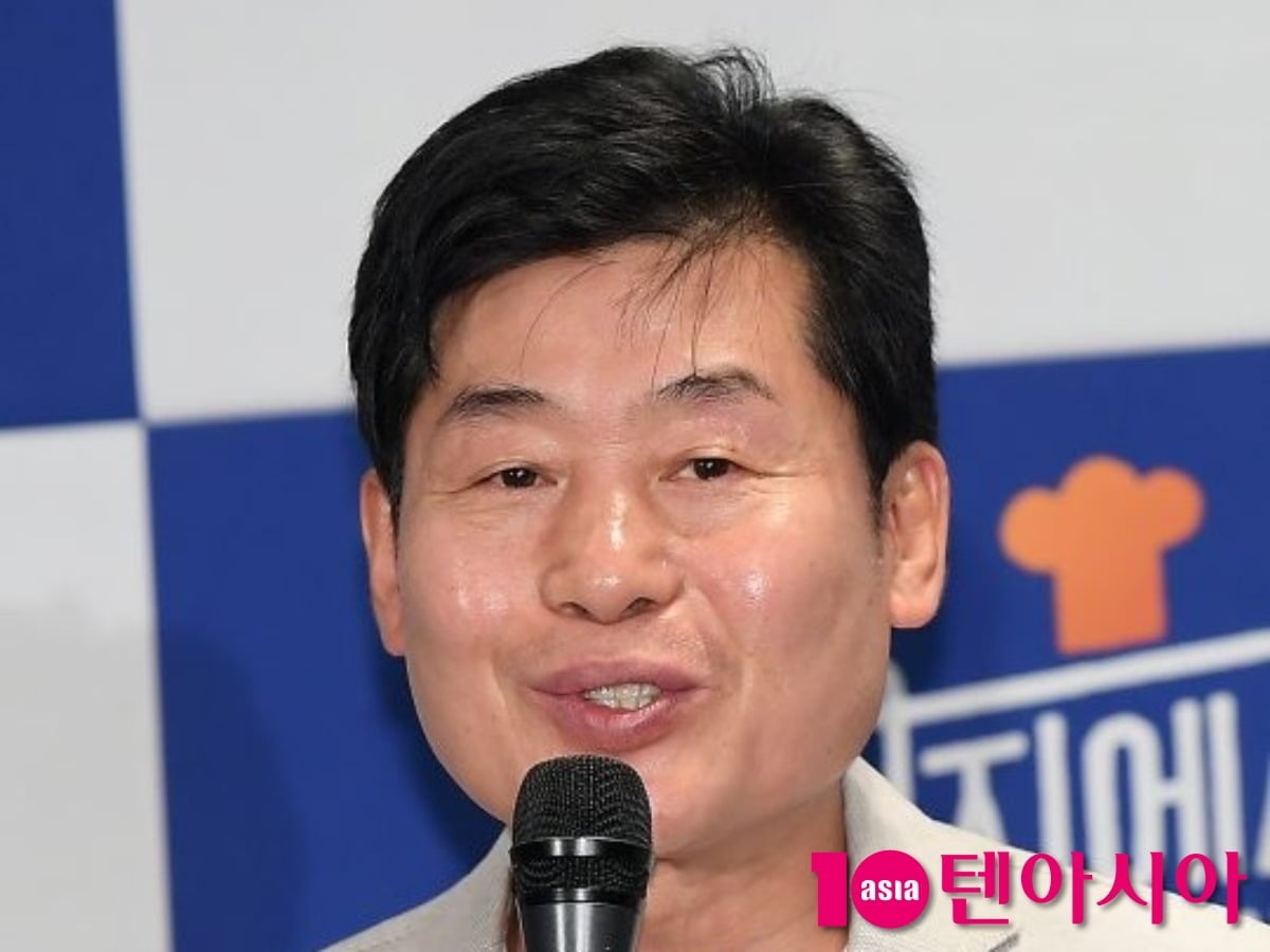 이연복 셰프가 어린 나이에 생업에 뛰어든 사연부터 아버지의 임종을 지키지 못했던 아픔까지 55년 요리 인생을 돌아봤다./사진=텐아시아DB