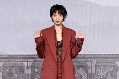 나나, 강도 제압 후 기쁜 소식 전했다…데뷔 첫 사극 나선 이유 "손예진·지창욱 함께해 영광" ('스캔들')