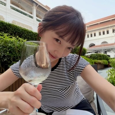'승무원 출신' 표예진, 진정 '34세' 맞나요…와인 잔 들고 뽐낸 동안 비주얼